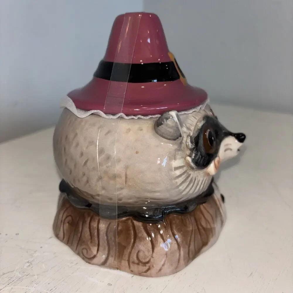 Johanna Parker Raccoon Thanksgiving Pilgrim Hat Small Jar Lid Candy Dish NEW
